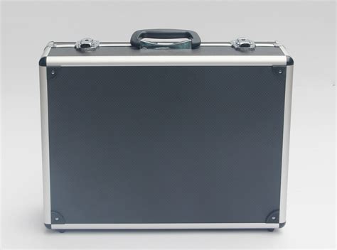 custom aluminum case manufacturers